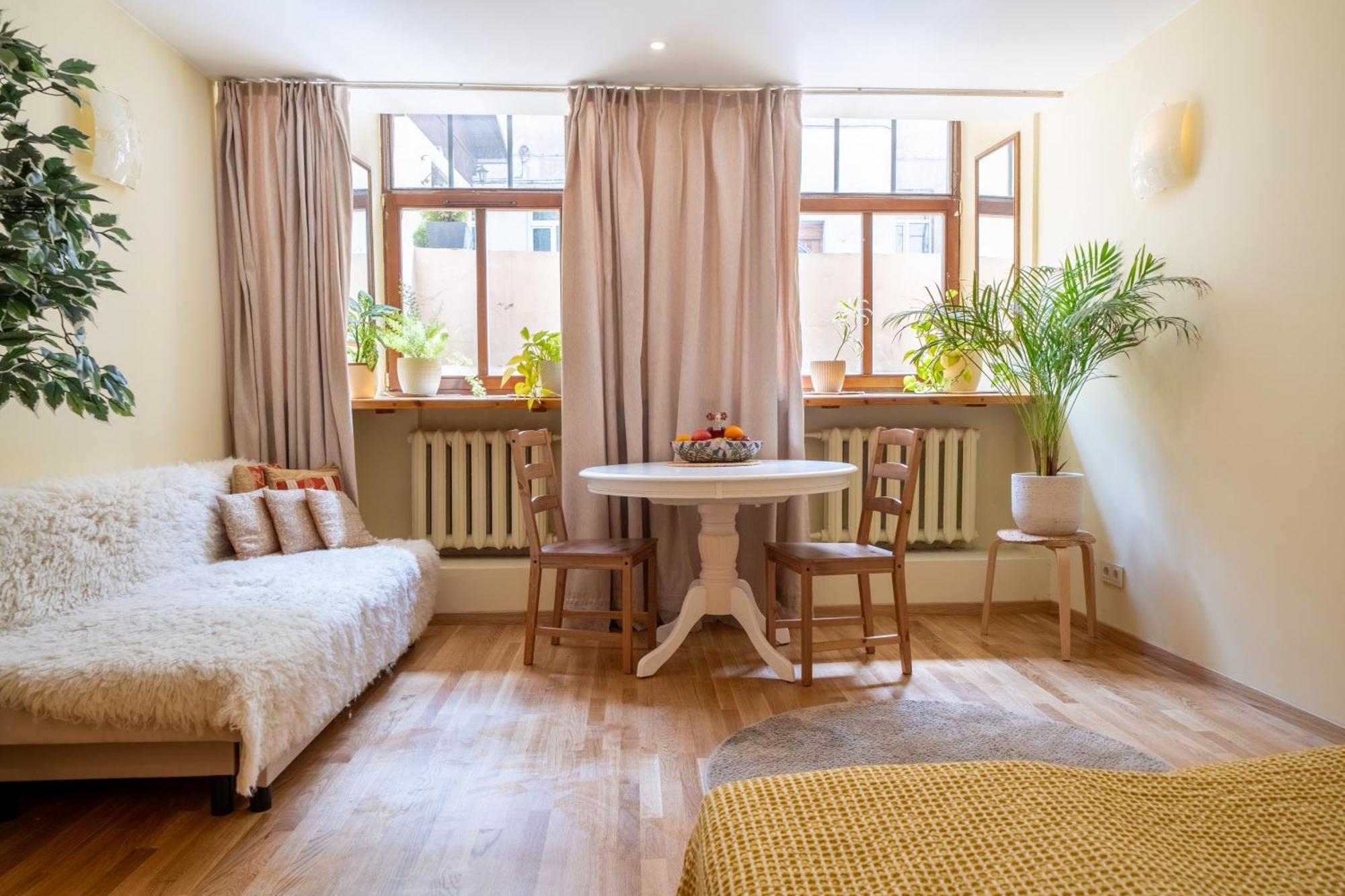 Cozy Suite With Inner Yard Vilnius Exterior photo