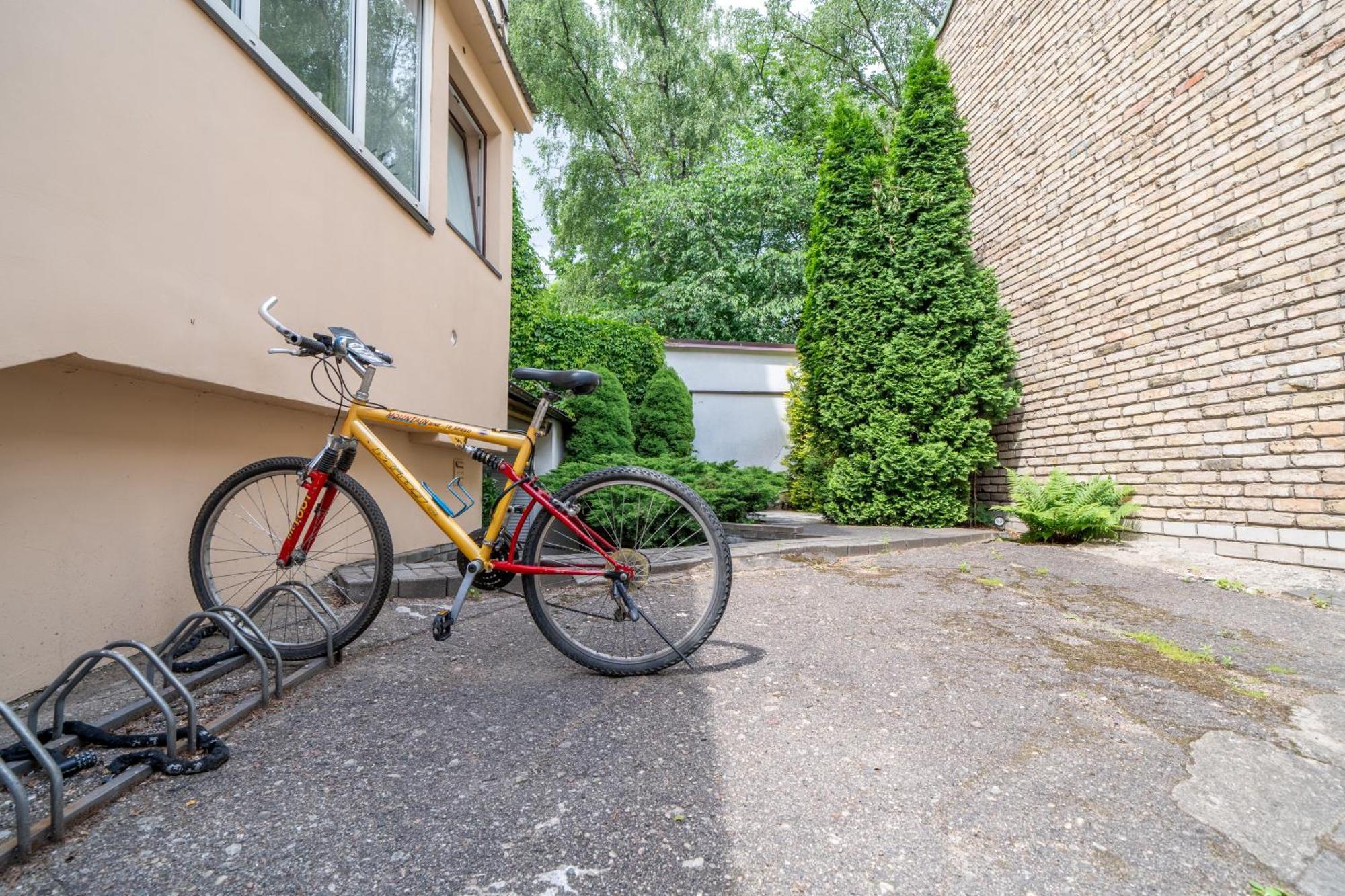 Cozy Suite With Inner Yard Vilnius Exterior photo