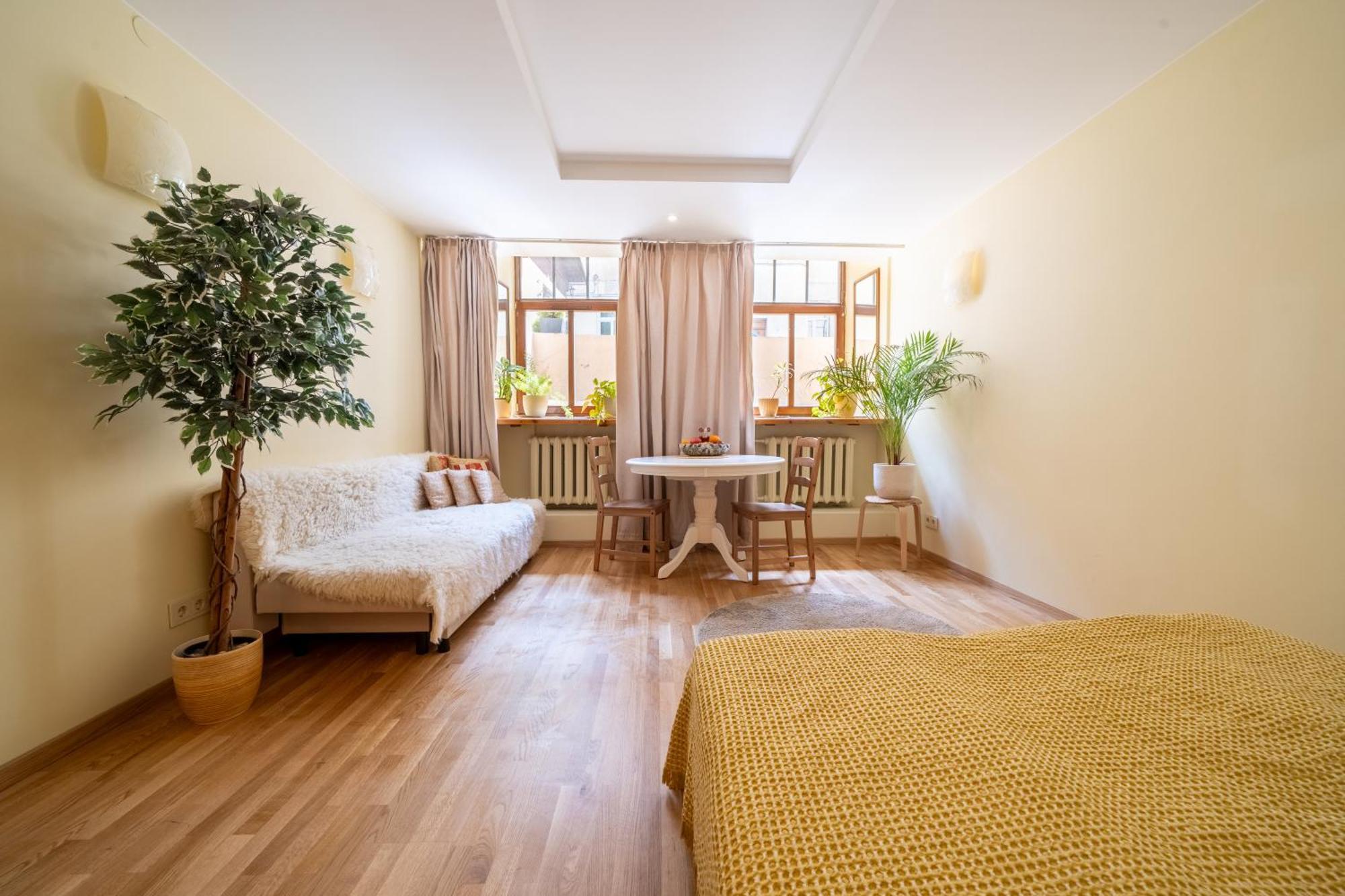 Cozy Suite With Inner Yard Vilnius Exterior photo